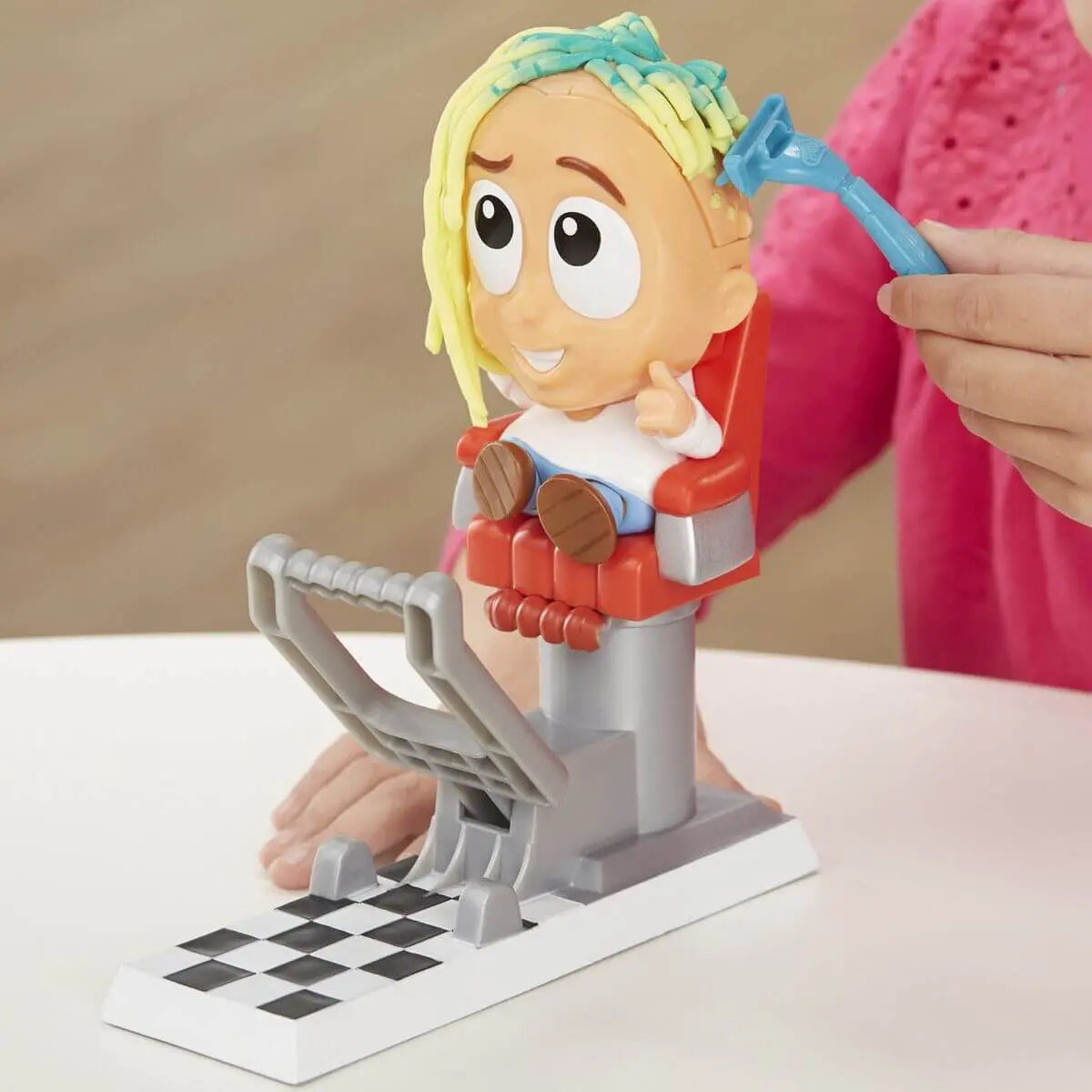 Ессіз шаш үлгілері Play-Doh Playset ойын жиынтығы 
